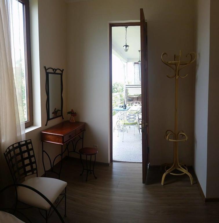 Omsi House Ξενοδοχείο Τελάβι Εξωτερικό φωτογραφία