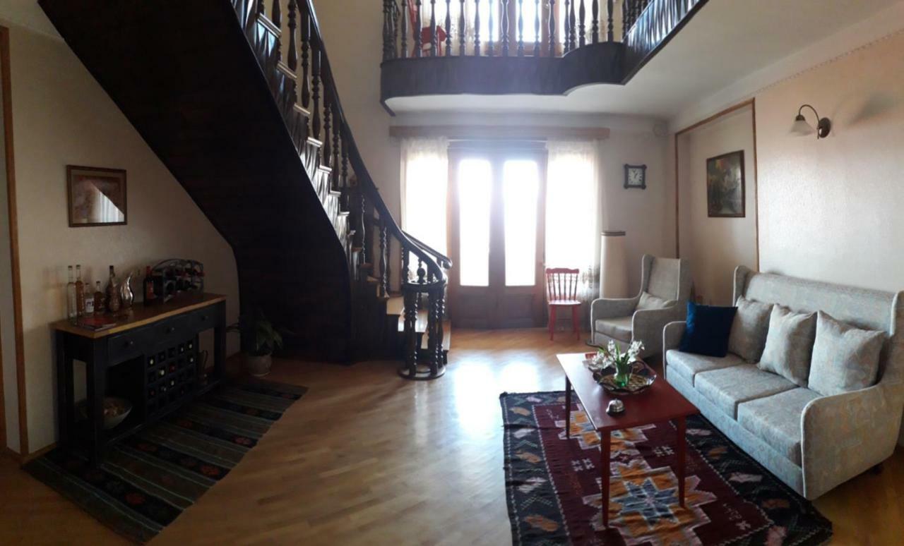 Omsi House Ξενοδοχείο Τελάβι Εξωτερικό φωτογραφία
