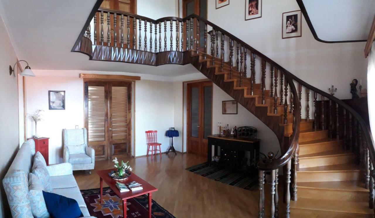 Omsi House Ξενοδοχείο Τελάβι Εξωτερικό φωτογραφία