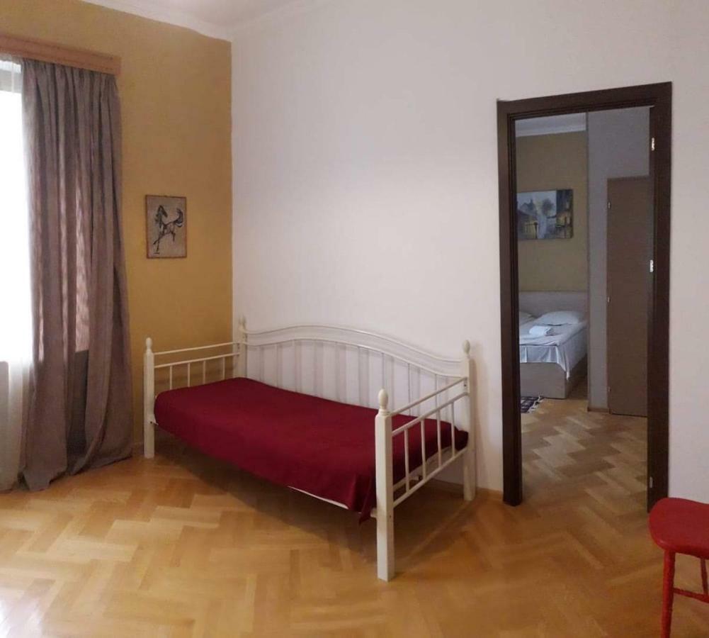 Omsi House Ξενοδοχείο Τελάβι Εξωτερικό φωτογραφία